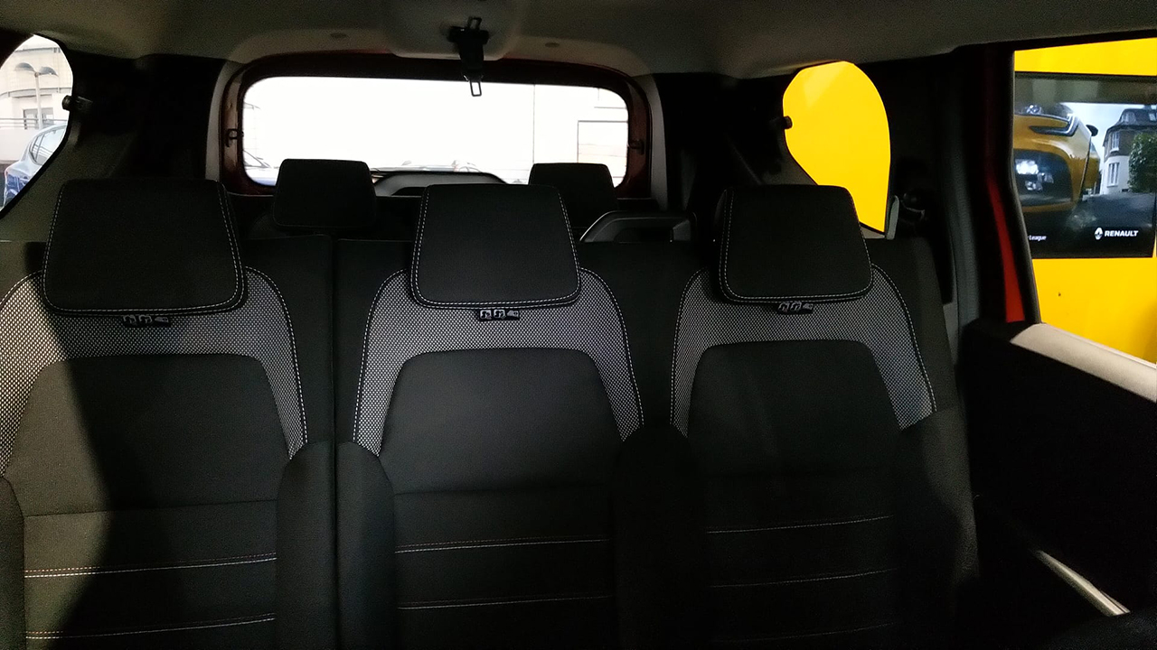 Large Car, 7 Seat MPV Hire | GoSelfDrive